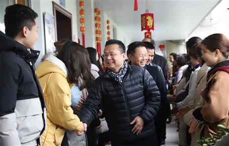 【開工大吉】新年新氣象！公司領(lǐng)導(dǎo)班子向干部職工拜年